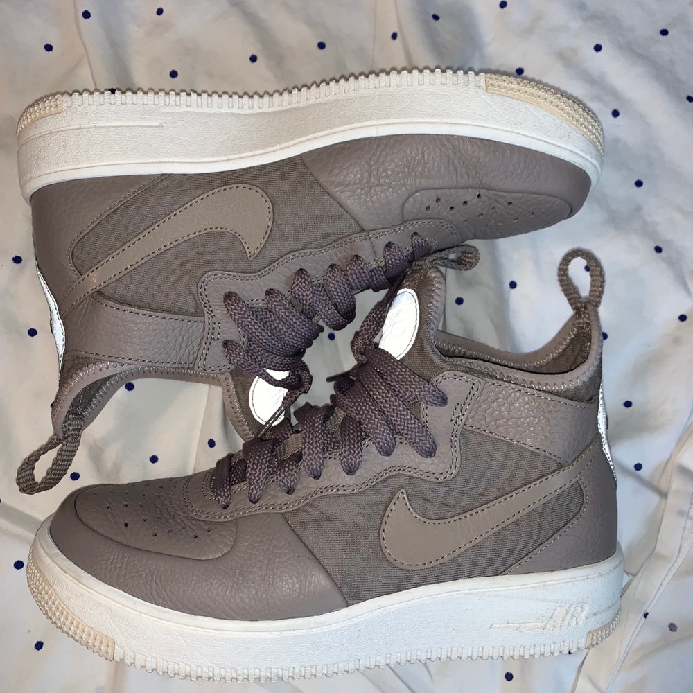 Women’s Air Force ultraforce mid